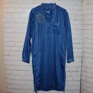 💙 Men’s Embroidered Satin Thobe/Kurta · Size 40 (Fits Like Large)